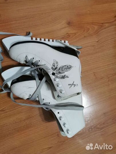 Коньки фигурные 34
