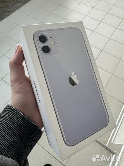 iPhone 11, 64 ГБ