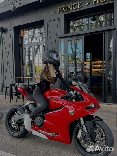 Прокат / аренда мотоцикла Ducati Panigale