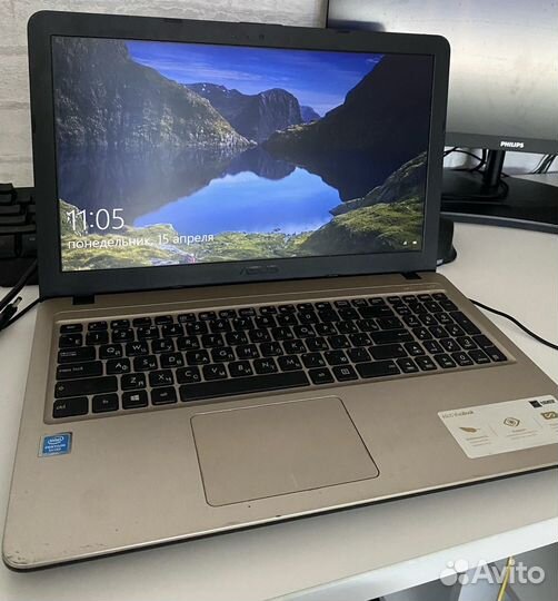 Ноутбук Asus D540M