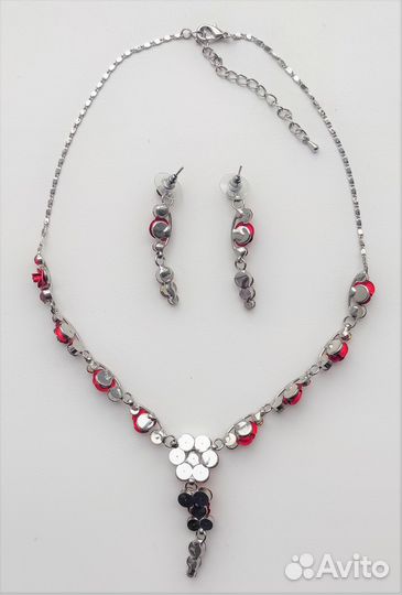 Ожерелье и серьги