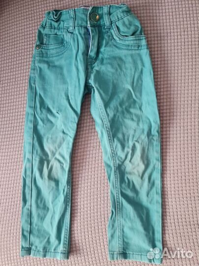 Отдам бесплатно вещи на девочку 3-4 года