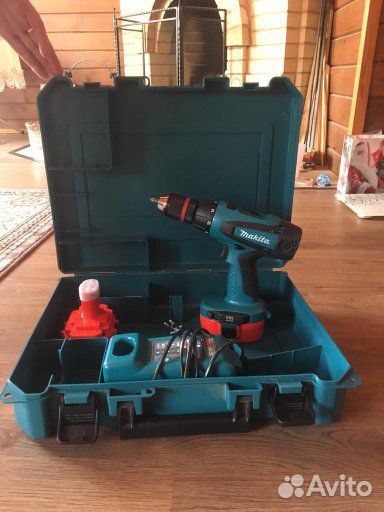 Шуруповерт бур аккумуляторный makita