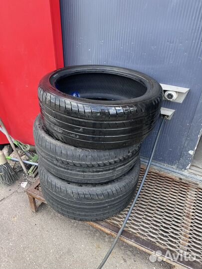 Goodyear Eagle F1 Asymmetric 3 245/40 R19 и 275/35 R19