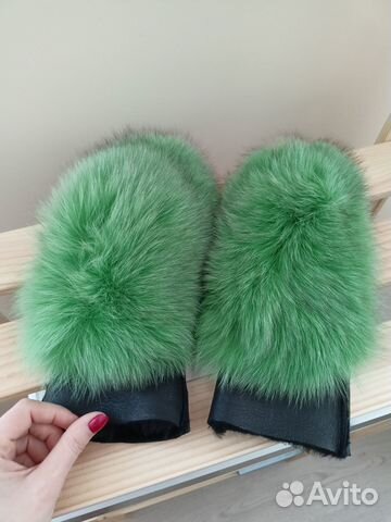 Варежки из овчины с песцом
