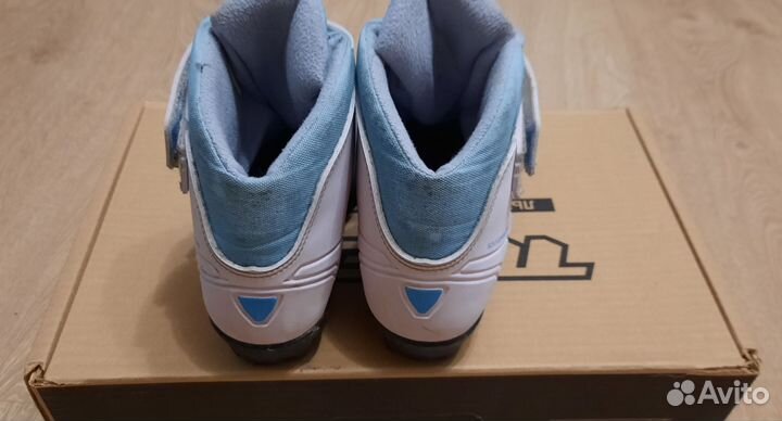 Лыжные ботинки 35-37