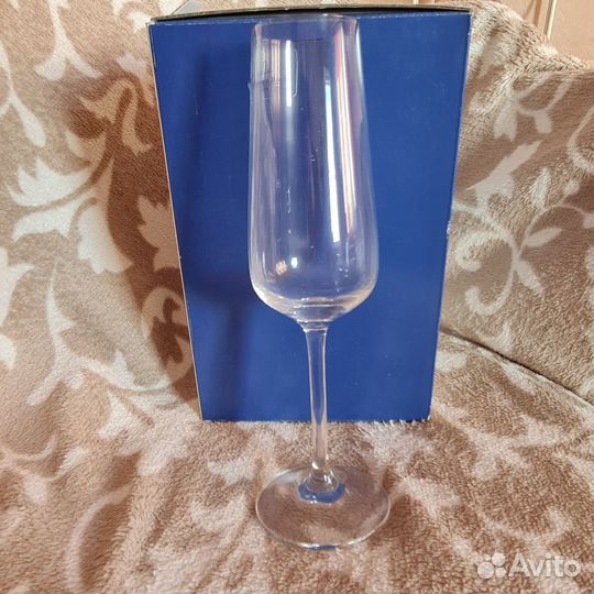 Бокалы для шампанского