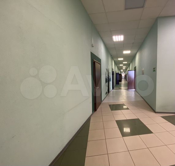 Офисный блок, 1102 м²