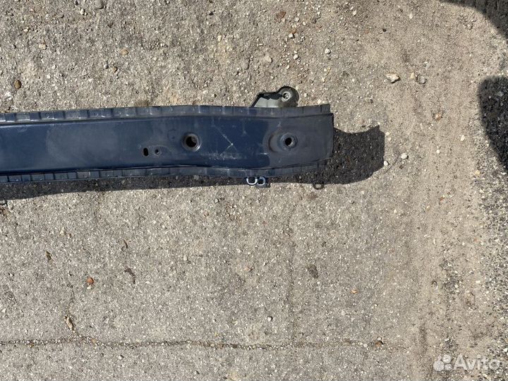 Усилитель переднего бампера Volvo S40, Volvo V50