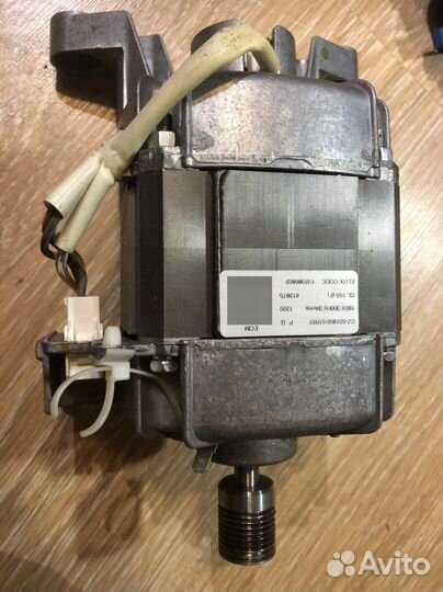 Двигатель стиральной машины AEG