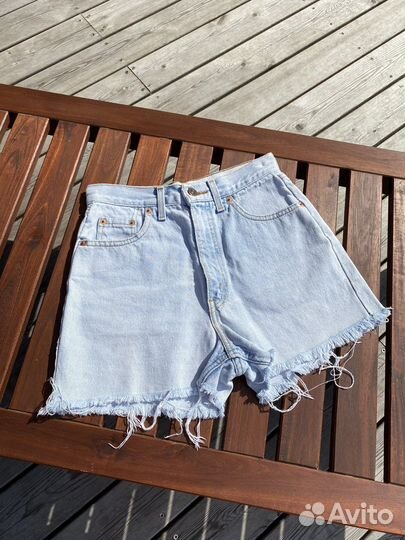 Джинсовые шорты Levis 881 28