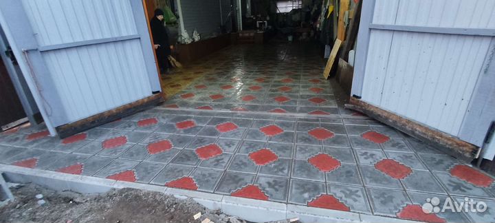 Укладка тротуарной плитки брусчатки