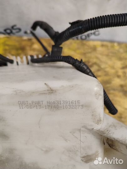 Бачок омывателя в сборе Volvo V40 Cross Country