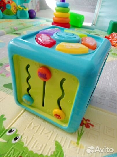 Интерактивный музыкальный кубик babygo бизиборд