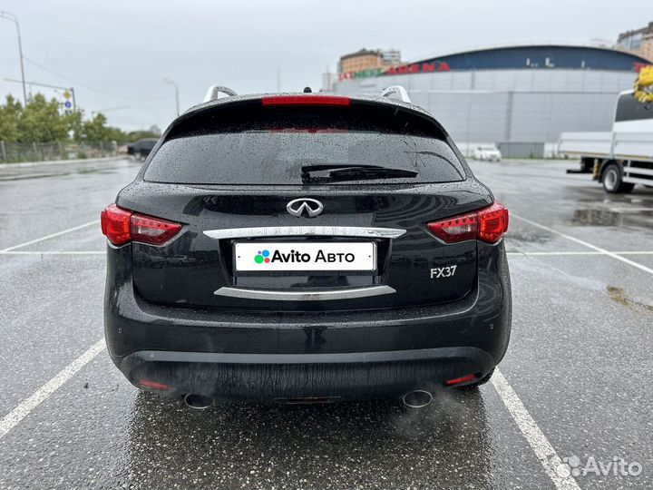 Infiniti FX37 3.7 AT, 2011, 149 508 км