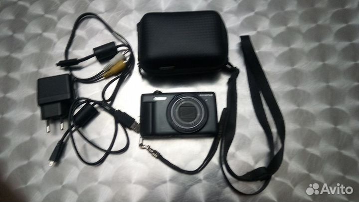 Цифровой фотоаппарат Olympus VR-340 16 мпикс 10х