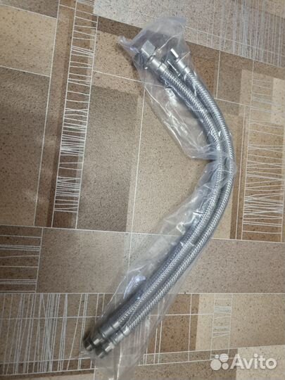 Гибкая подводка для смесителя 35 см