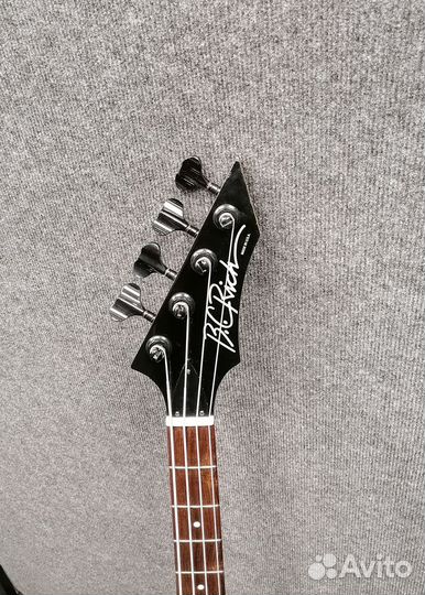 Бас-гитара B.C. Rich Mockingbird USA