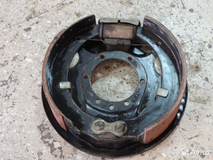 Тормоз газ-3307 задний в сборе (оао газ)