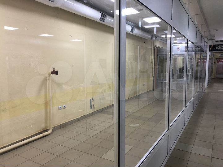 Сдается площадь в ТЦ Полет 30 кв. м