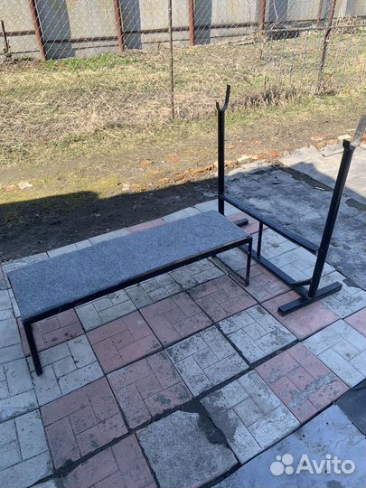 Скамья для жима со стойками