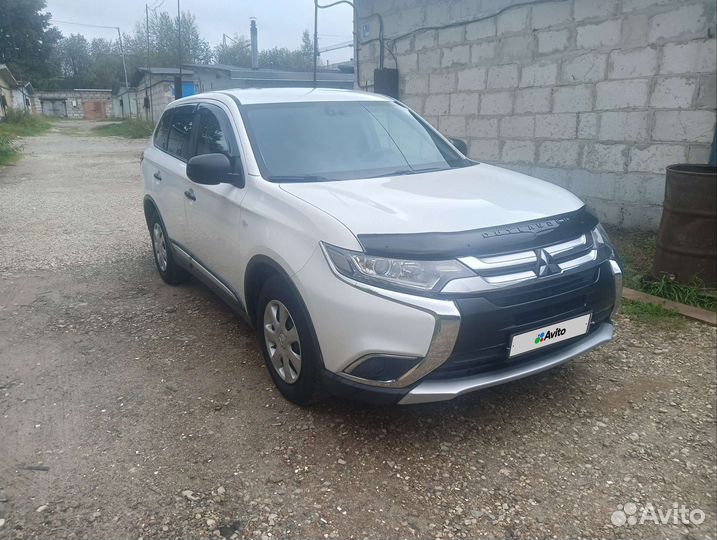 Mitsubishi Outlander 2.0 CVT, 2018, 138 000 км