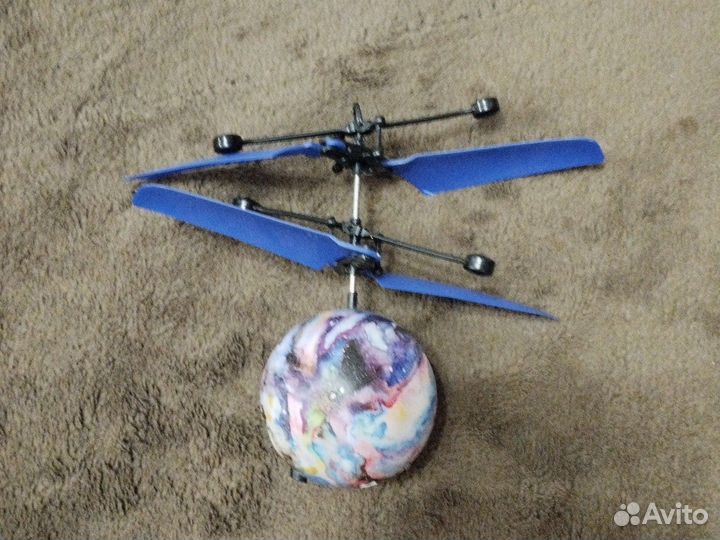 Летающий мячик