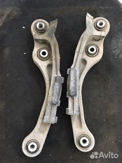 Рычаг задний поперечный Volkswagen Phaeton(2063)