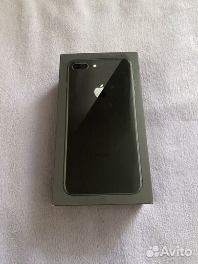 iPhone 8 Plus, 64 ГБ