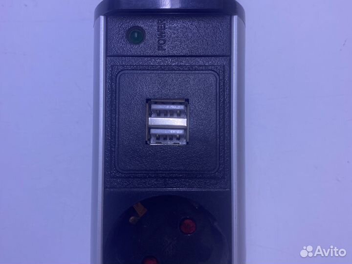 Сетевой фильтр Вертикальный 2 USB 2A зарядкa