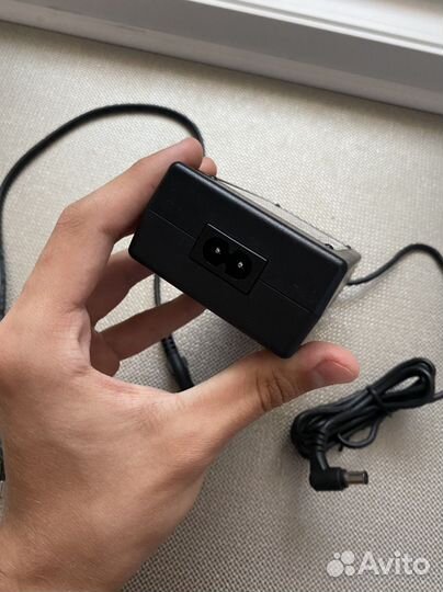 Блок питания / Кабель для питания / Адаптер