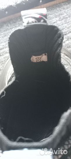 Кроссовки женские