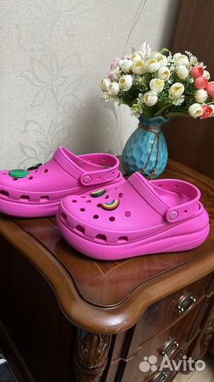 Продаю crocs оригинал