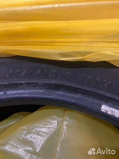 Yokohama BluEarth E51 225/60 R18 100