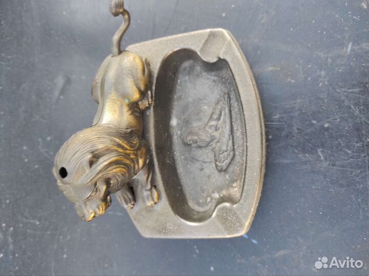 Пепельница лев