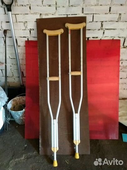 Костыли подмышечные