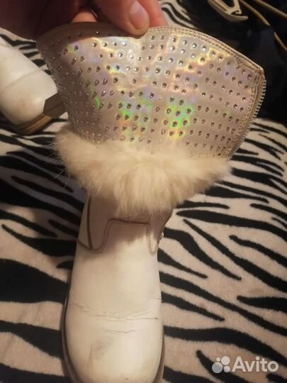 Сапожки для девочки нарядные