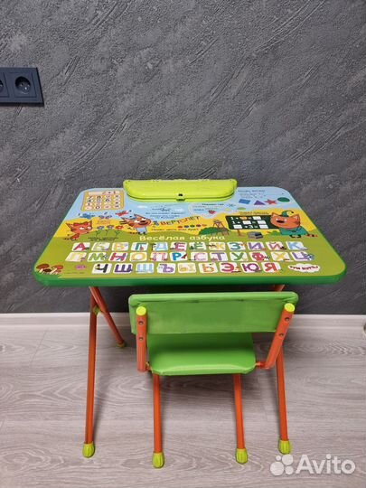 Детский стол и стул(комплект)