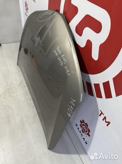 Toyota Auris e180 капот