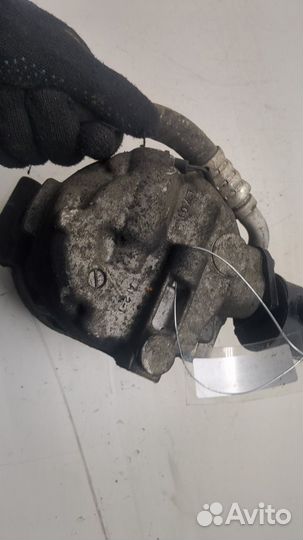 Компрессор кондиционера Mercedes C W203, 2004