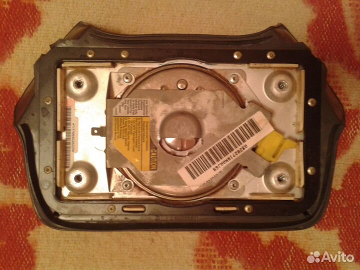 Продам двигатель на Cadillac Cevile STS 4,6L 1995г