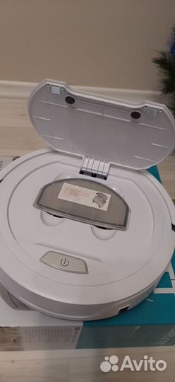 Робот пылесос scarlett