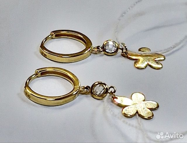 Золотые серьги с камнем