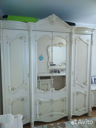 Продам шкаф бу