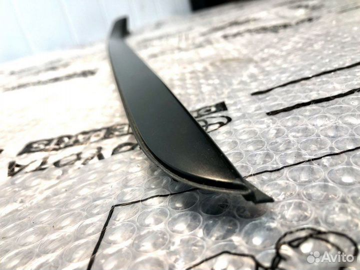 Молдинг лобового стекла левый Lexus Rx 4 2015-2022