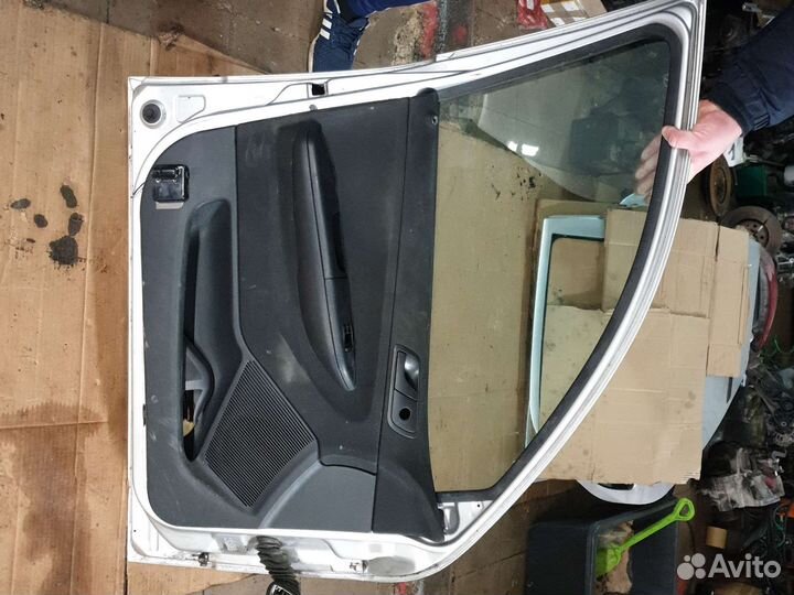 Двери skoda fabia II