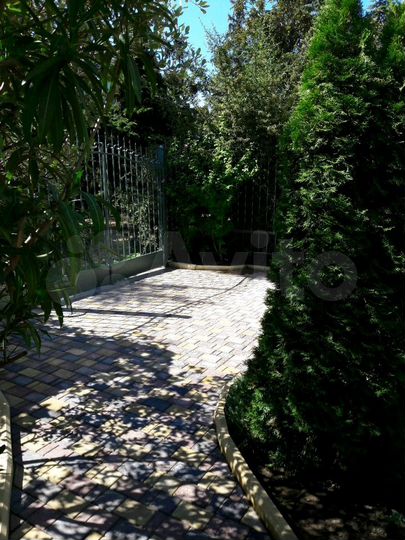 2-к. квартира, 59 м², 1/2 эт.