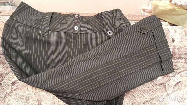 Брюки капри