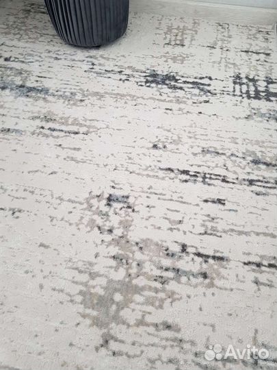 Ковёр новый 150 на 230