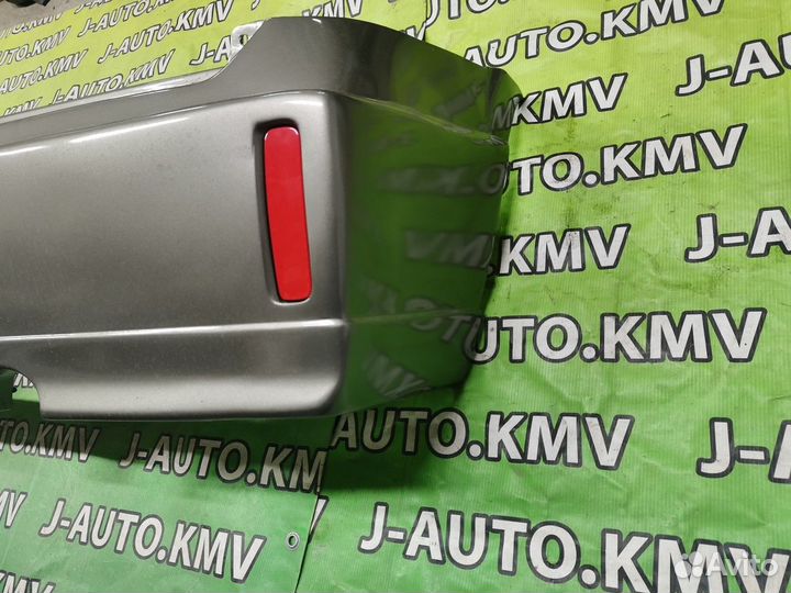 Бампер задний Nissan Cube